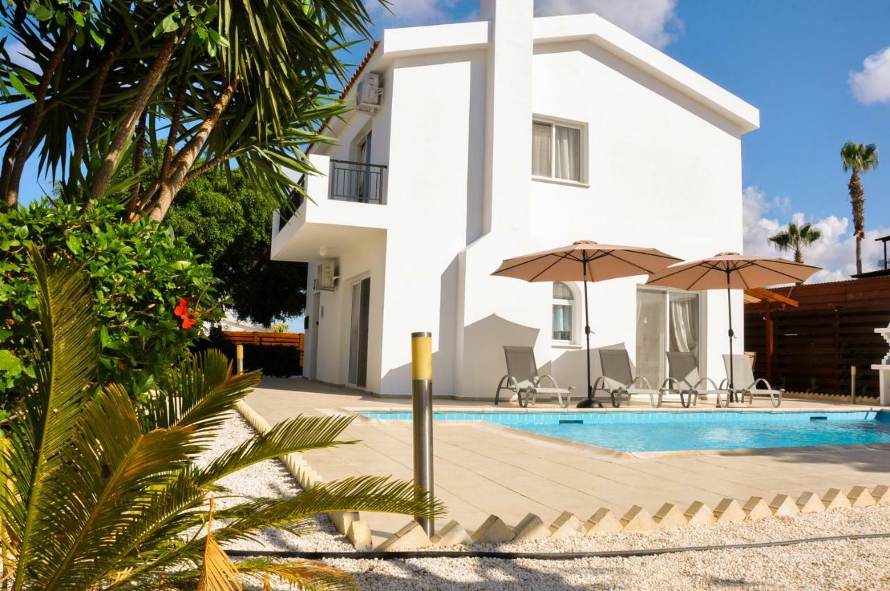 Villa Olivia, Bahía de Coral Exterior foto